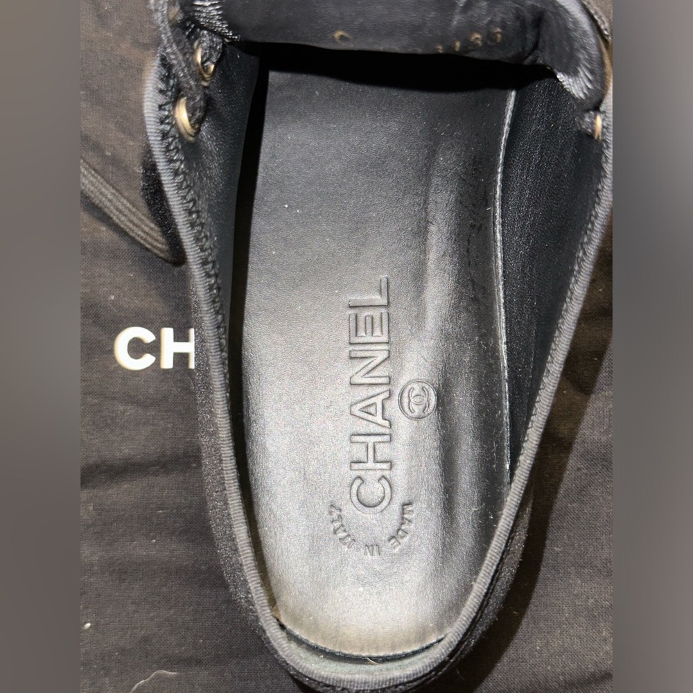Authentic CHANEL Interlocking CC Logo Sneakers - Picture 8 of 10